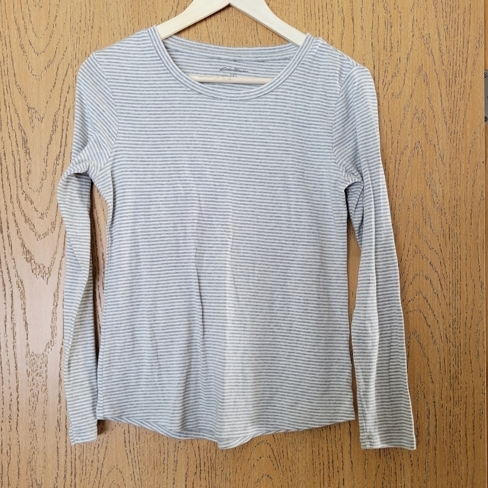 Eddie Bauer NWOT grey and white striped long sleeve tee M